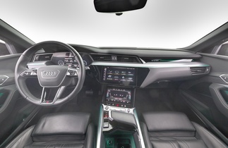 Audi e-tron vaihtoauto