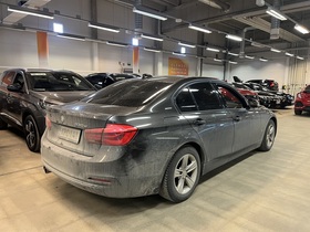 BMW 330 vaihtoauto