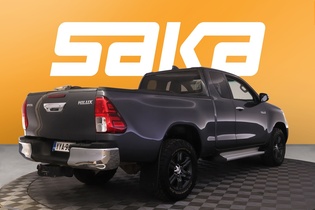 Toyota Hilux vaihtoauto