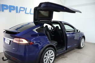 Tesla Model X vaihtoauto