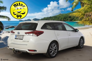 Toyota Auris vaihtoauto