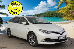 Toyota Auris vaihtoauto