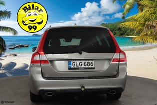 Volvo V70 vaihtoauto