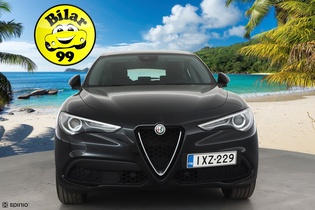 Alfa Romeo Stelvio vaihtoauto