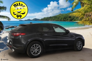 Alfa Romeo Stelvio vaihtoauto