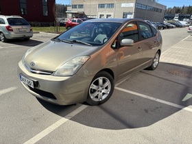Toyota Prius vaihtoauto