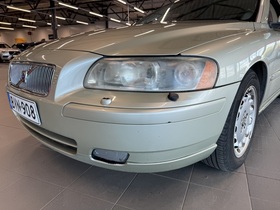 Volvo V70 vaihtoauto