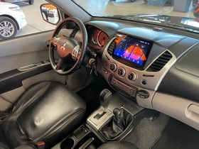 Mitsubishi L200 vaihtoauto