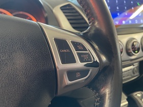 Mitsubishi L200 vaihtoauto