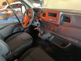 Nissan NV400 vaihtoauto