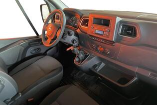 Nissan NV400 vaihtoauto