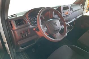 Nissan NV400 vaihtoauto