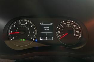 Nissan NV400 vaihtoauto