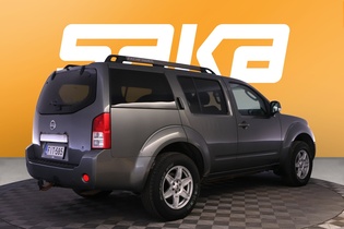 Nissan Pathfinder vaihtoauto