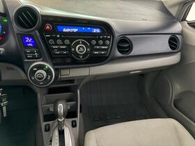 Honda Insight vaihtoauto