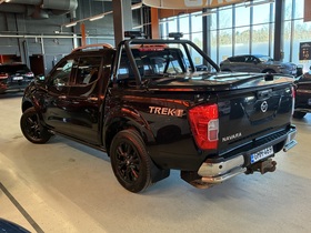 Nissan Navara vaihtoauto