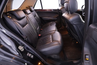 Mercedes-Benz ML vaihtoauto