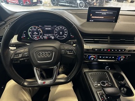 Audi Q7 vaihtoauto