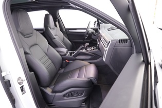 Porsche Cayenne vaihtoauto