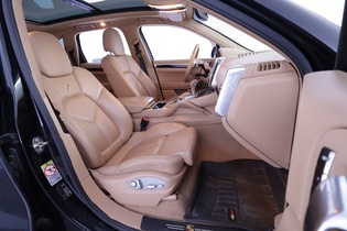 Porsche Cayenne vaihtoauto