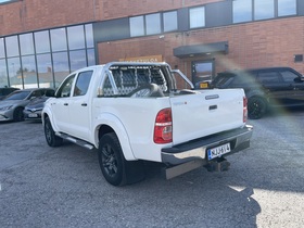 Toyota Hilux vaihtoauto