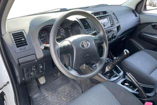 Toyota Hilux vaihtoauto