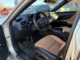 Lexus ES vaihtoauto