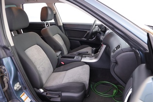 Subaru Legacy vaihtoauto