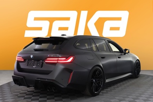 BMW M5 vaihtoauto