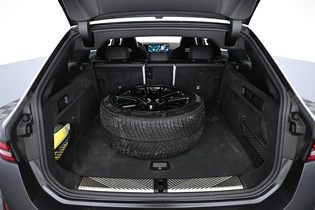 BMW M5 vaihtoauto