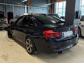 BMW 330 vaihtoauto