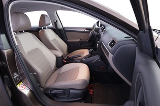 Volkswagen Jetta vaihtoauto