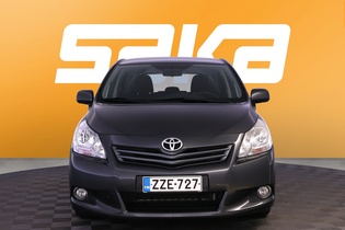 Toyota Verso vaihtoauto