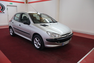 Peugeot 206 vaihtoauto