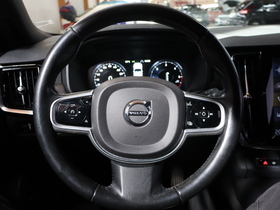 Volvo V90 Cross Country vaihtoauto