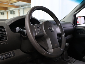 Nissan Navara vaihtoauto