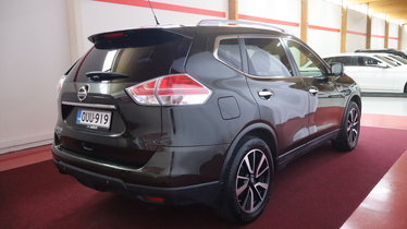 Nissan X-Trail vaihtoauto