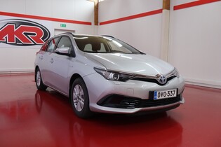 Toyota Auris vaihtoauto