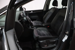 Volkswagen Golf Sportsvan vaihtoauto