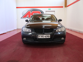 BMW 320 vaihtoauto