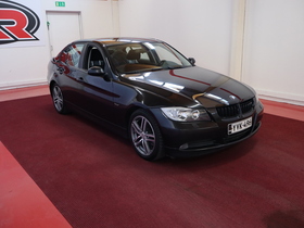 BMW 320 vaihtoauto