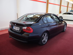 BMW 320 vaihtoauto
