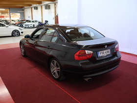 BMW 320 vaihtoauto