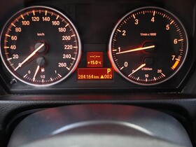 BMW 320 vaihtoauto