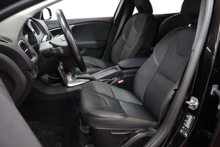 Volvo V40 Cross Country vaihtoauto