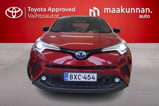 Toyota C-HR vaihtoauto