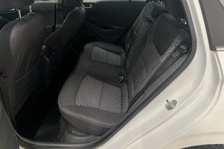 Hyundai IONIQ plug-in vaihtoauto