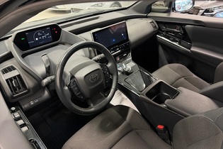 Toyota bZ4X vaihtoauto