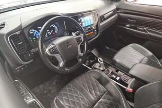 Mitsubishi Outlander PHEV vaihtoauto