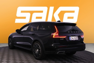 Volvo V60 Cross Country vaihtoauto